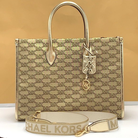 Michael Kors MK Mirella Medium EW Tote Crossbody , Shoulder Bag
PALE GOLD COLOR - Picture 2 of 16